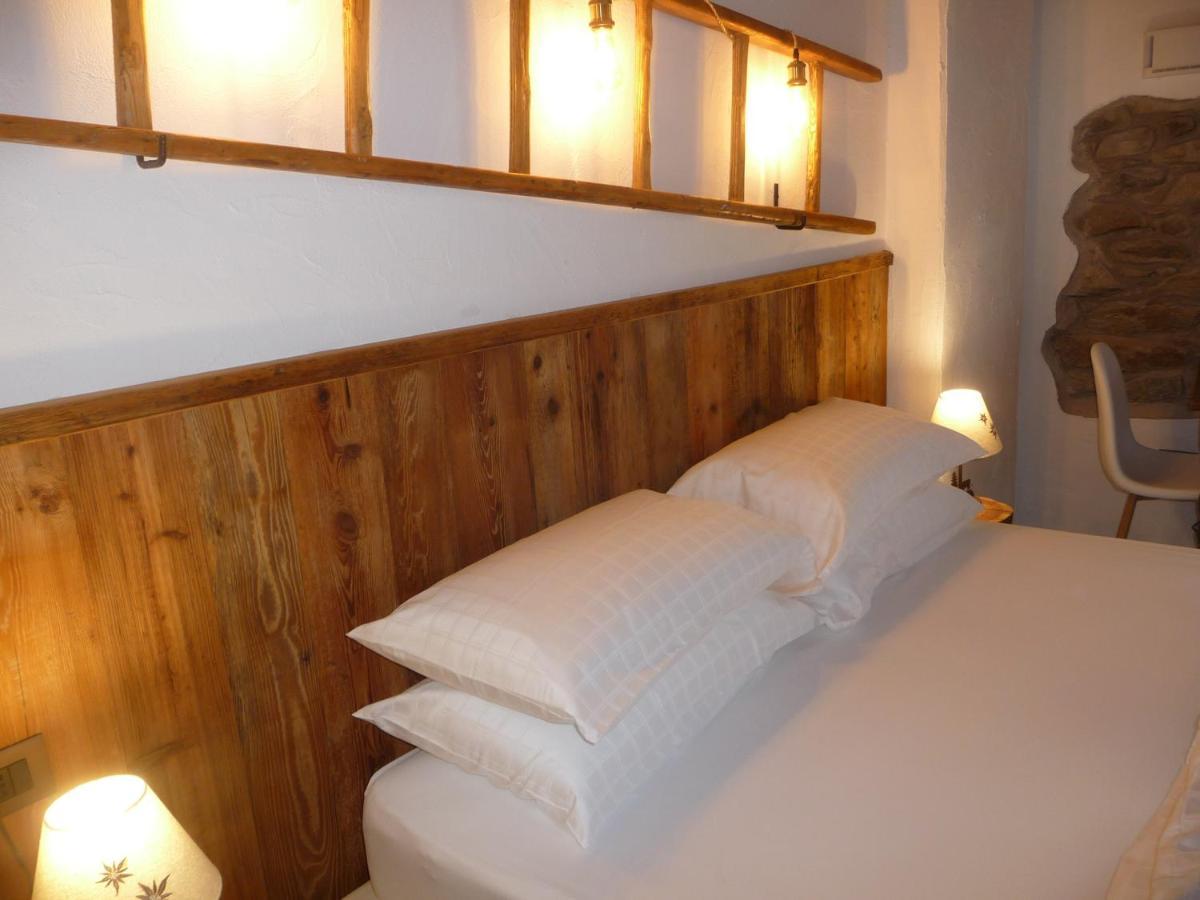Bed and Breakfast Beb Luca76 à Avise Extérieur photo