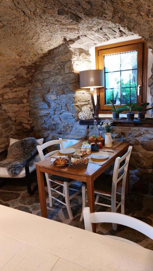 Bed and Breakfast Beb Luca76 à Avise Extérieur photo